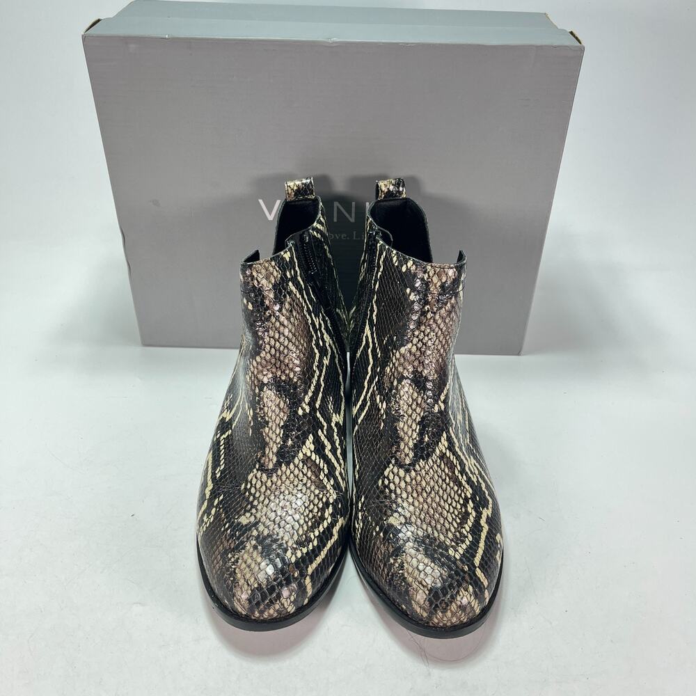 Vionic Clara Boa Black Leather Snake Embossed Side Zipper Booties Women's Sz 9.5 - Picture 2 of 7